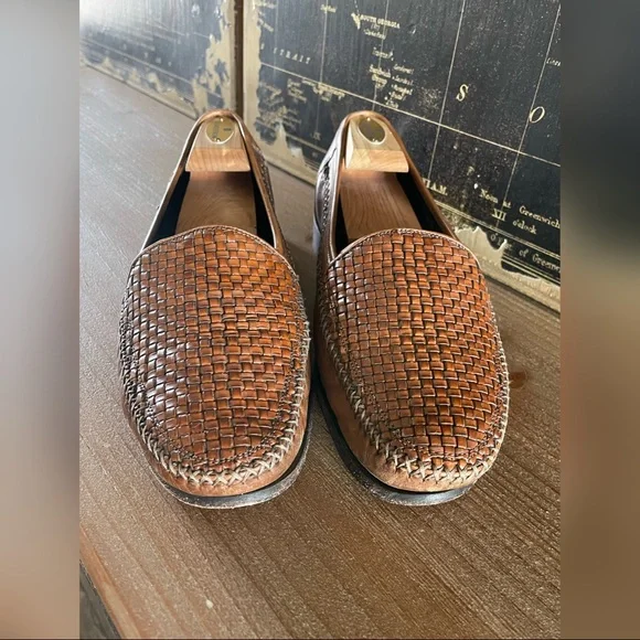 Cole Haan Bragano Italy Brown Woven Leather Loafers Slip-On  display picture 2